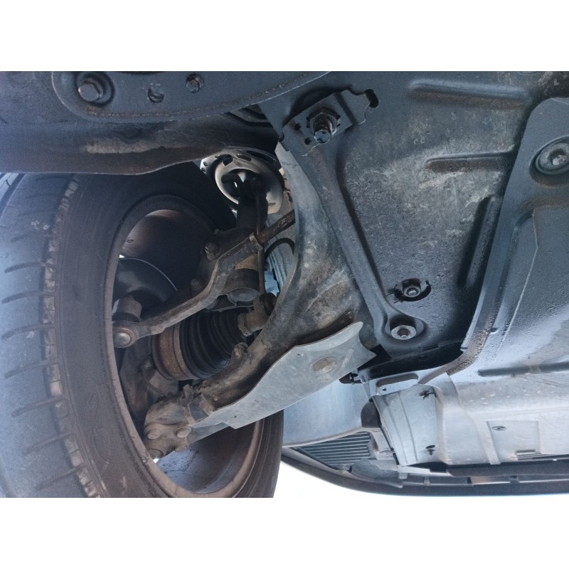 Recambio de brazo suspension inferior delantero izquierdo para renault espace iv (jk0/1_) 2.2 dci (jk0h) referencia OEM IAM 0  