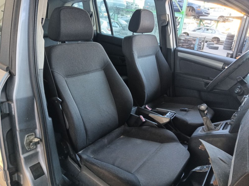 opel zafira / zafira family b (a05) del año 2005