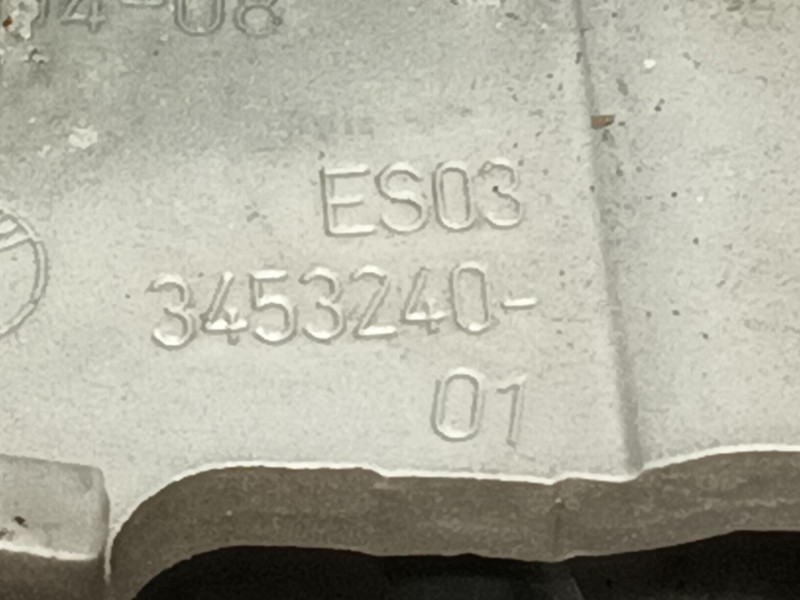 Recambio de bisagras capo para bmw x3 (e83) xdrive 20 d referencia OEM IAM   