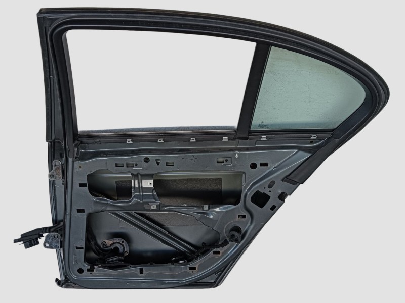 Recambio de puerta trasera derecha para bmw 7 (e65, e66, e67) 730 ld referencia OEM IAM   