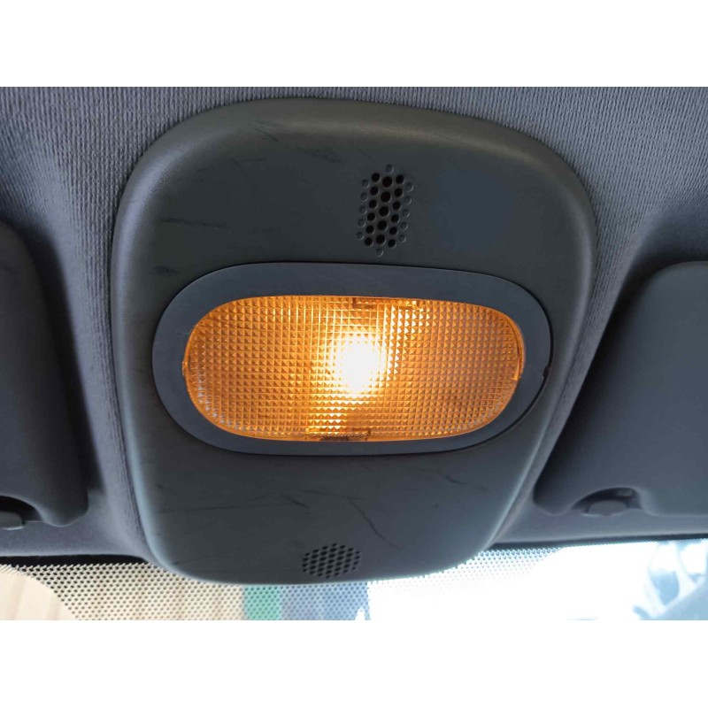 Recambio de luz interior para renault clio ii fase ii (b/cb0) expression referencia OEM IAM 8200086011 7700434189 7700410612