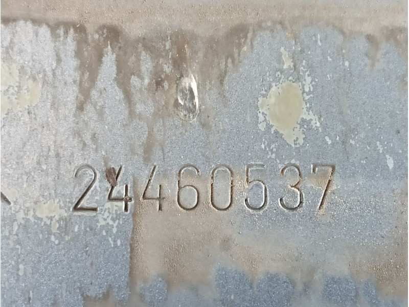 Recambio de refuerzo paragolpes delantero para opel zafira / zafira family b (a05) 1.9 cdti (m75) referencia OEM IAM  24460537 