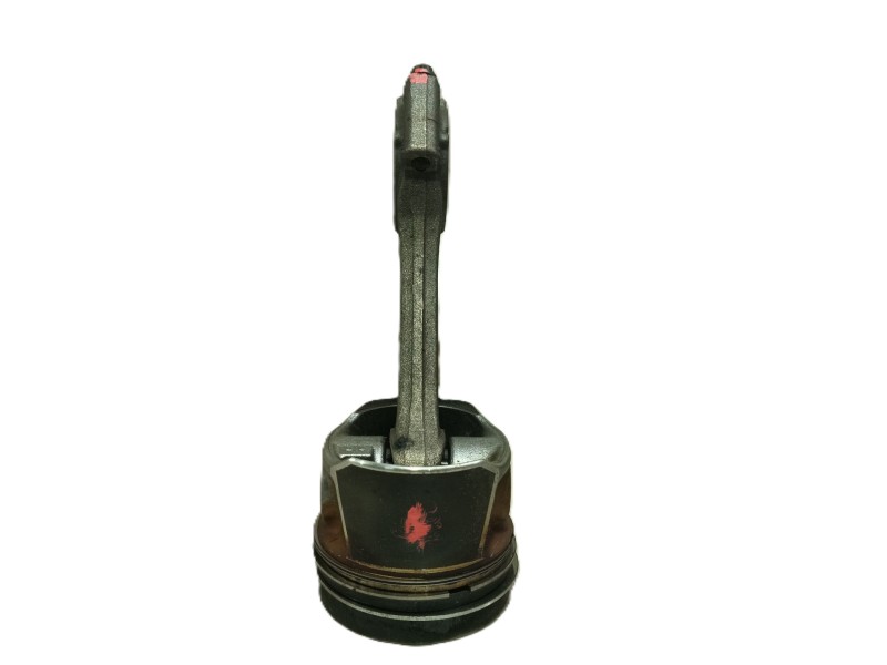 Recambio de piston para volkswagen golf vii lim. (5g1) advance bluemotion referencia OEM IAM 4L107065D001  