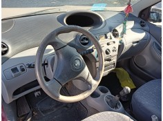 toyota yaris (_p1_) del año 2002 2