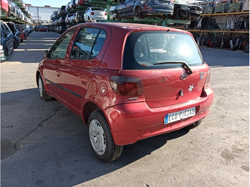 toyota yaris (_p1_) del año 2002