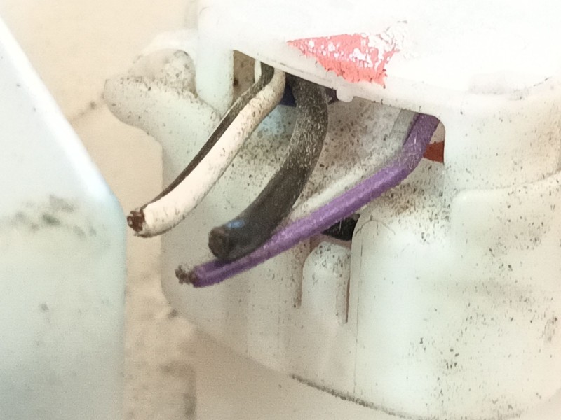 Recambio de aforador para peugeot 108 1.0 vti 72 referencia OEM IAM   