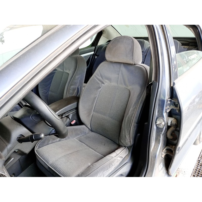 Recambio de asiento delantero izquierdo para peugeot 407 (6d_) 1.6 hdi 110 (6d9hzc, 6d9hyc) referencia OEM IAM   