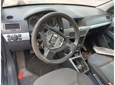 opel astra h (a04) del año 2004 2