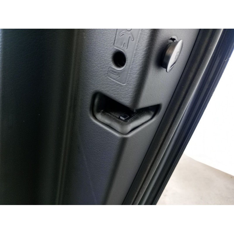 Recambio de cerradura puerta trasera derecha para audi a6 c6 (4f2) 2.7 tdi referencia OEM IAM   