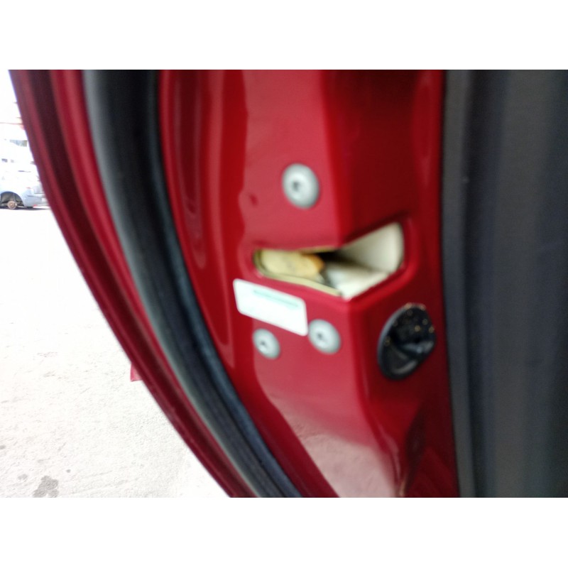 Recambio de cerradura puerta trasera izquierda para toyota yaris (_p1_) 1.4 d-4d (nlp10_) referencia OEM IAM   