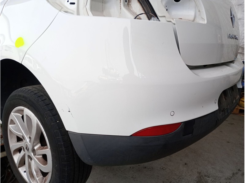 Recambio de paragolpes trasero para renault megane iii hatchback (bz0/1_, b3_) 1.2 tce (bz2b, bz11) referencia OEM IAM   