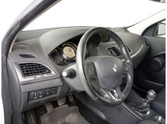 Recambio de salpicadero para renault megane iii hatchback (bz0/1_, b3_) 1.2 tce (bz2b, bz11) referencia OEM IAM   