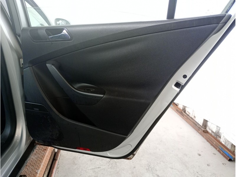 Recambio de elevalunas trasero derecho para volkswagen passat b6 (3c2) 2.0 tdi 16v 4motion referencia OEM IAM   