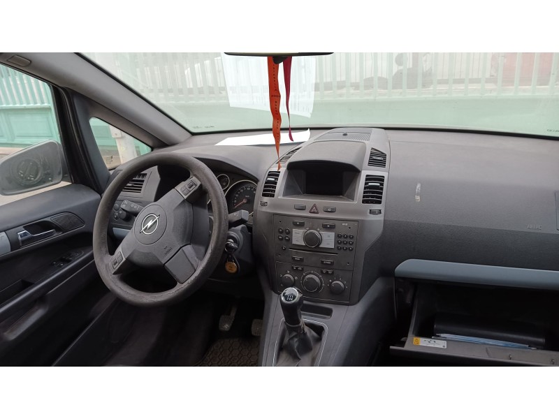 opel zafira / zafira family b (a05) del año 2008