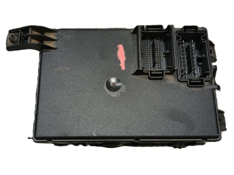 Recambio de caja reles / fusibles para opel corsa d cosmo referencia OEM IAM 292540 28100927 