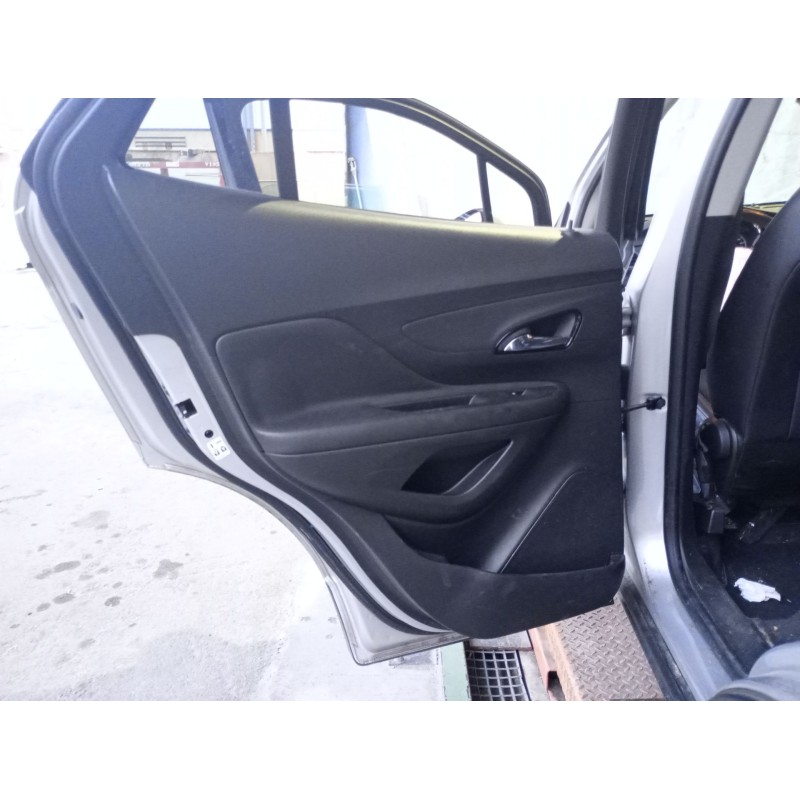 Recambio de guarnecido puerta trasera izquierda para opel mokka / mokka x (j13) 1.4 (_76) referencia OEM IAM   