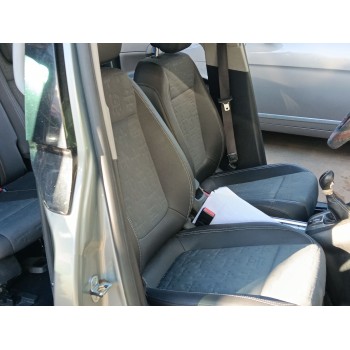 ASIENTO DELANTERO IZQUIERDO 