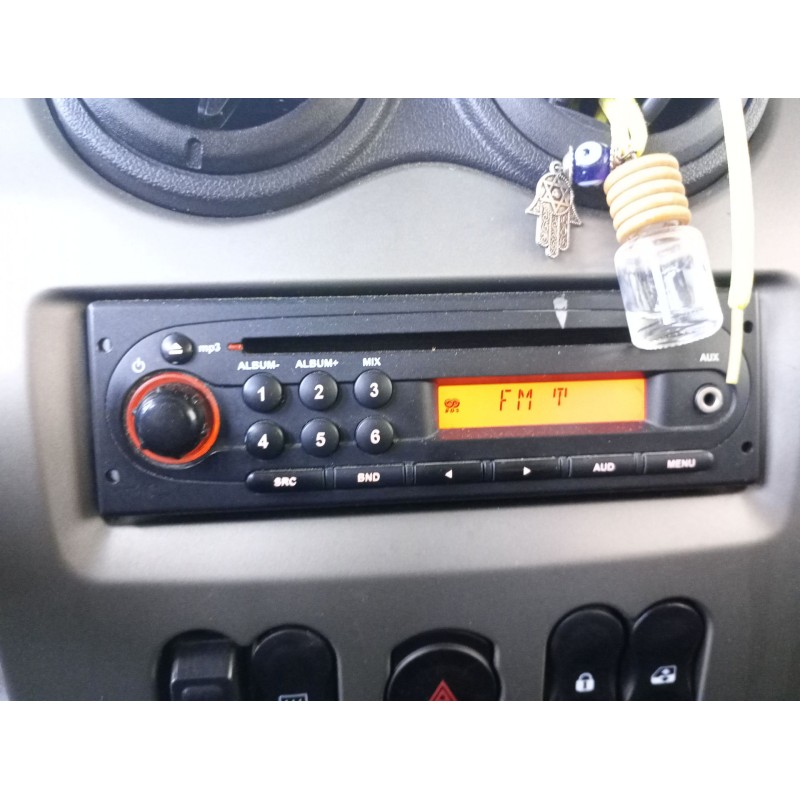 Recambio de sistema audio / radio cd para dacia logan (ls_) 1.5 dci (ls04) referencia OEM IAM   