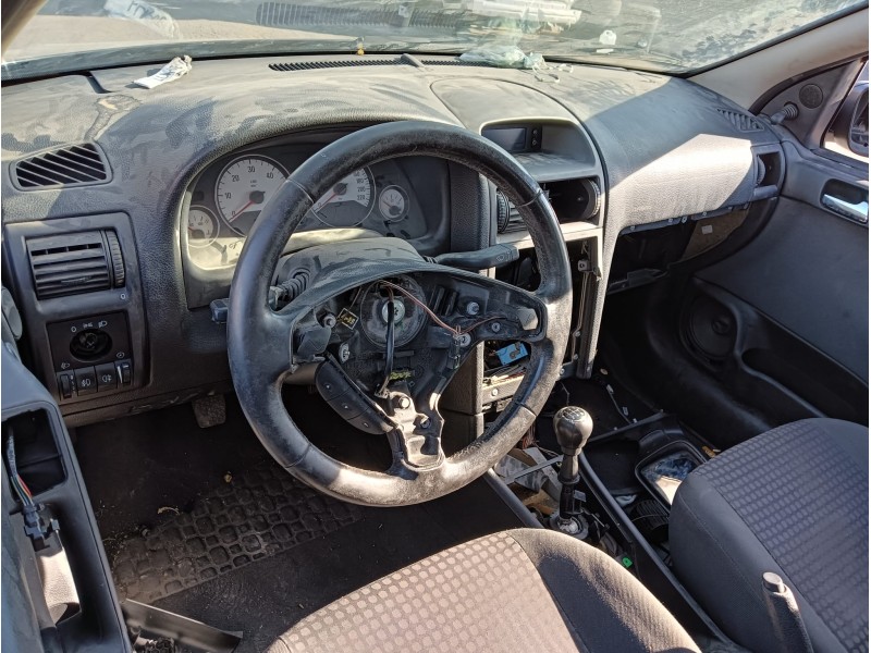 opel astra g hatchback (t98) del año 2004