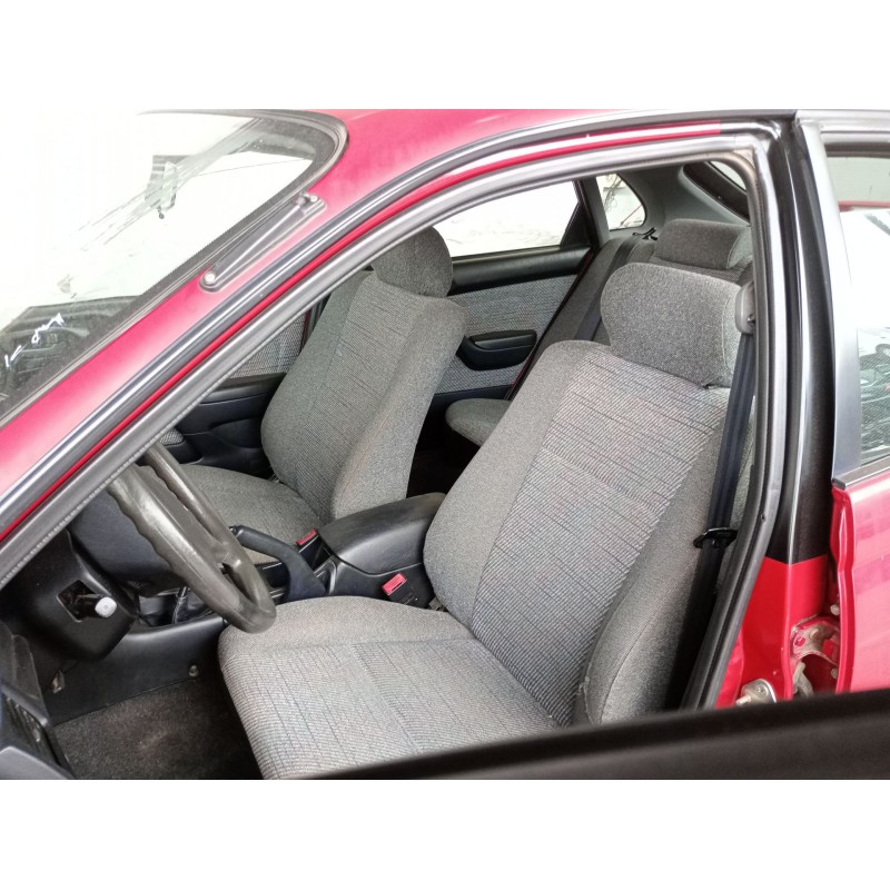 Recambio de asiento delantero izquierdo para toyota carina e vi (_t19_) 1.6 (at190) referencia OEM IAM   