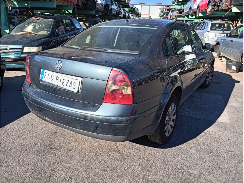 volkswagen passat b5 (3b2) del año 2002