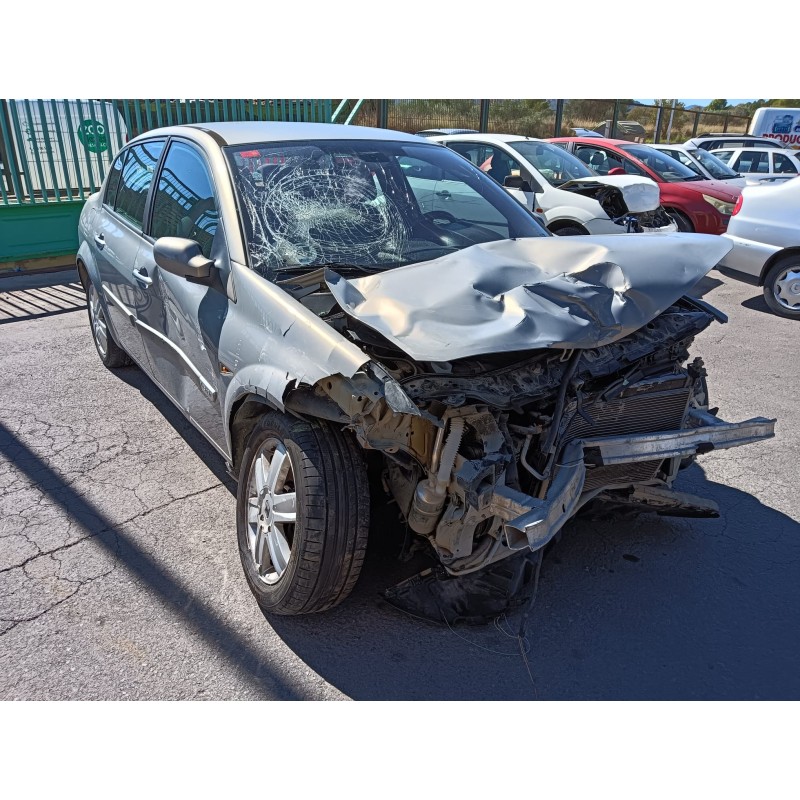 renault megane ii sedán (lm0/1_) del año 2004