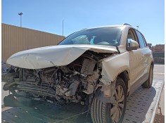 VOLKSWAGEN TIGUAN (5N_)