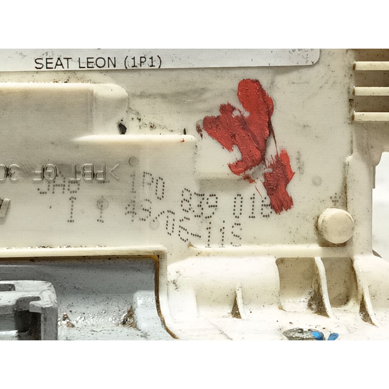 Recambio de cerradura puerta trasera derecha para seat leon (1p1) 1.9 tdi referencia OEM IAM 0  