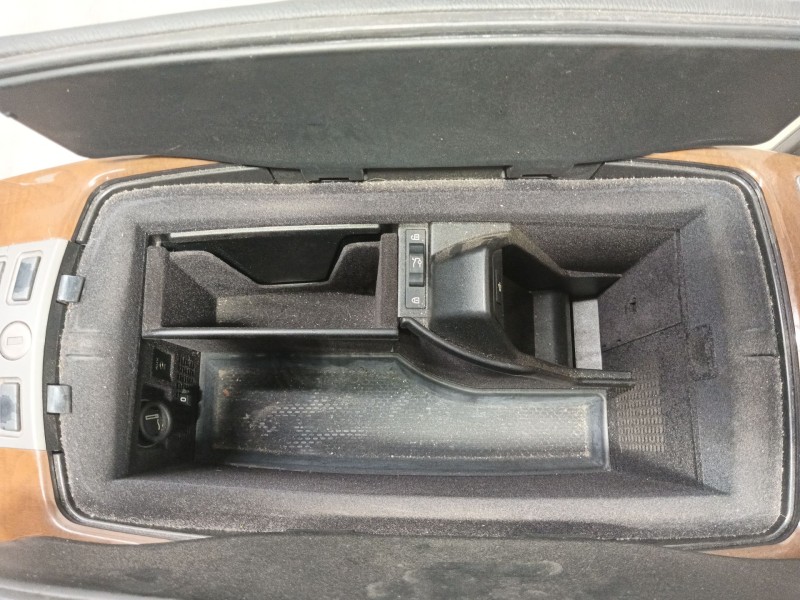 Recambio de apoyabrazos central para bmw 7 (e65, e66, e67) 730 ld referencia OEM IAM   
