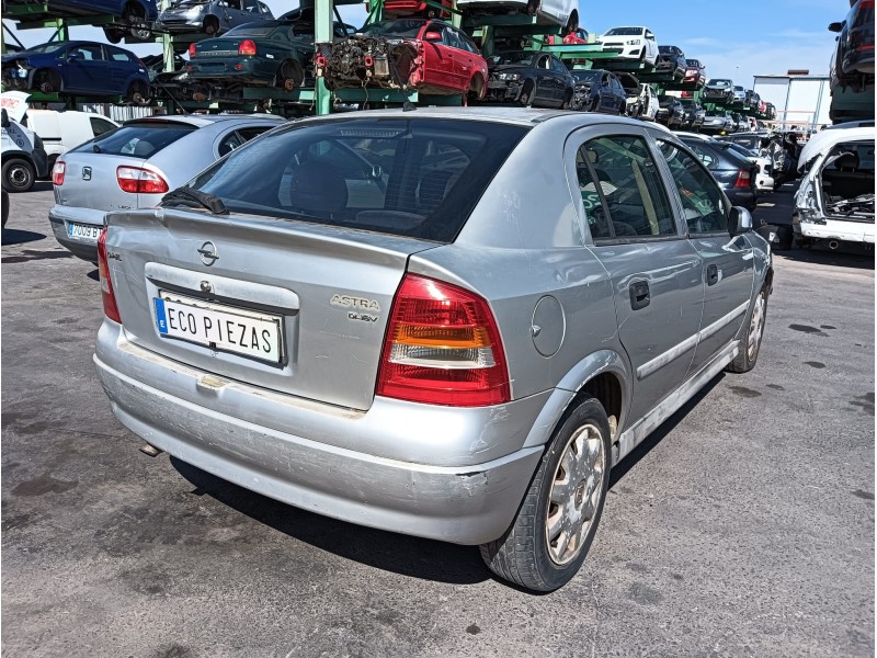 opel astra h (a04) del año 2005