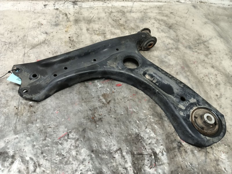 Recambio de brazo suspension inferior delantero izquierdo para seat toledo (kg3) style referencia OEM IAM   