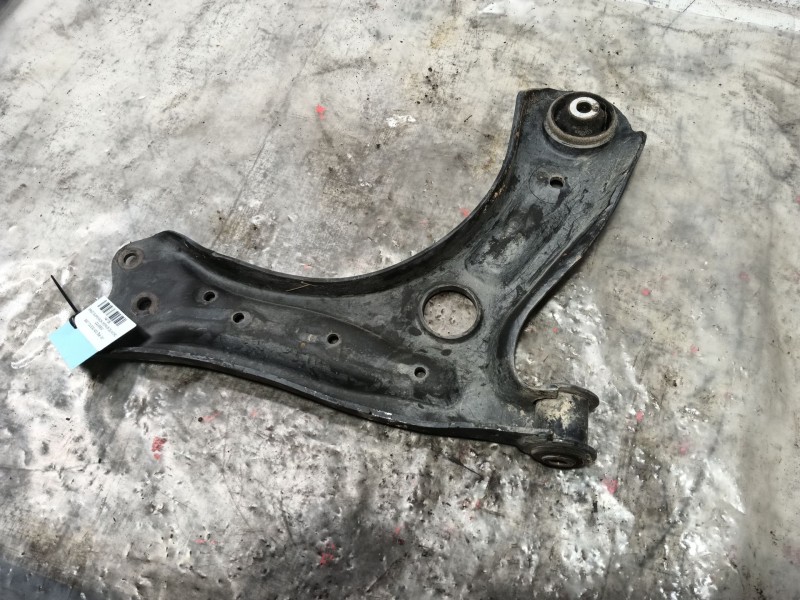 Recambio de brazo suspension inferior delantero izquierdo para seat toledo (kg3) style referencia OEM IAM   