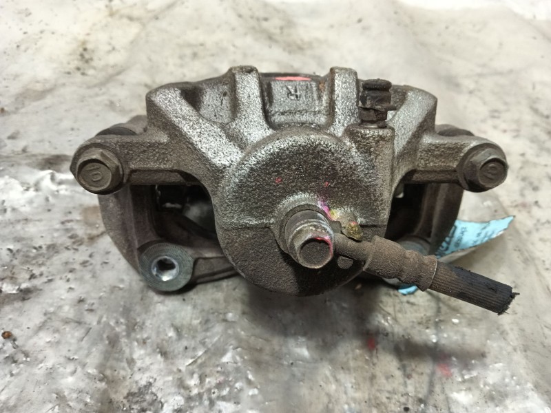 Recambio de pinza freno delantera derecha para ssangyong tivoli grand 1.2 t-gdi referencia OEM IAM   