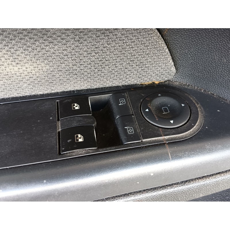Recambio de puerta delantera izquierda para opel astra h gtc (a04) 1.4 (l08) referencia OEM IAM COMPLETA  