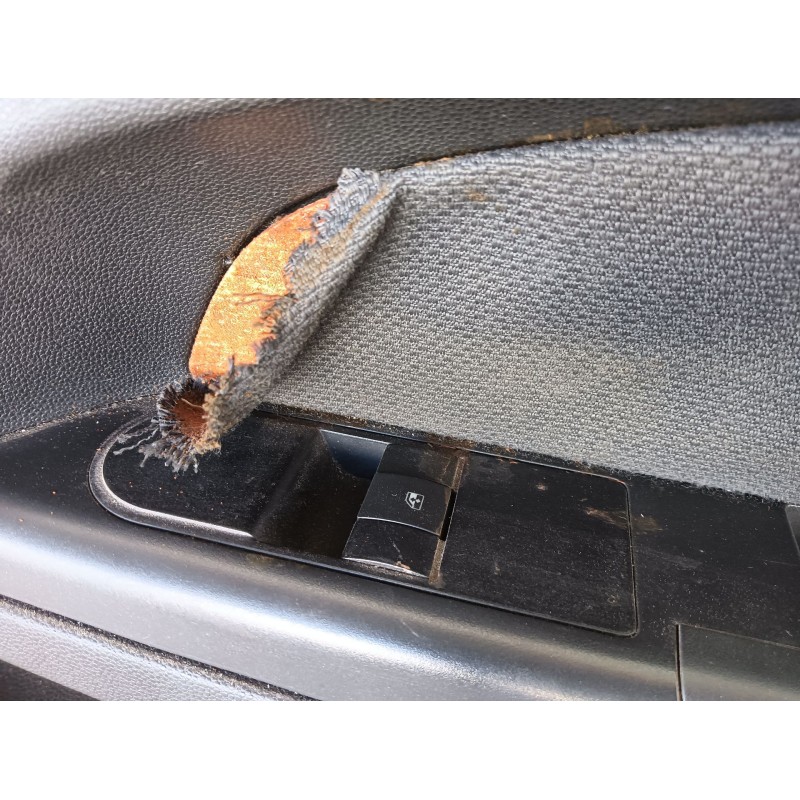 Recambio de puerta delantera derecha para opel astra h gtc (a04) 1.4 (l08) referencia OEM IAM COMPLETA  