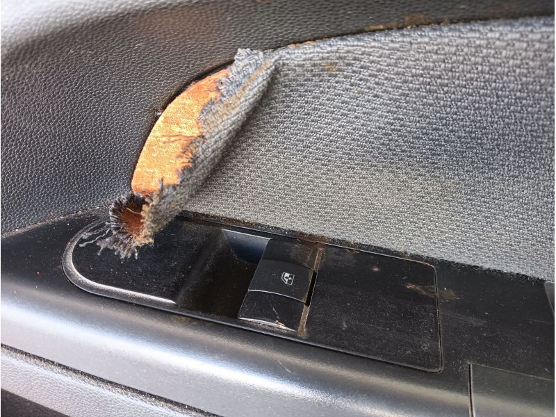 Recambio de puerta delantera derecha para opel astra h gtc (a04) 1.4 (l08) referencia OEM IAM COMPLETA  