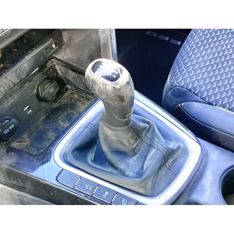 Recambio de pomo palanca cambio para kia ceed tourer (cd) 1.0 t-gdi referencia OEM IAM   