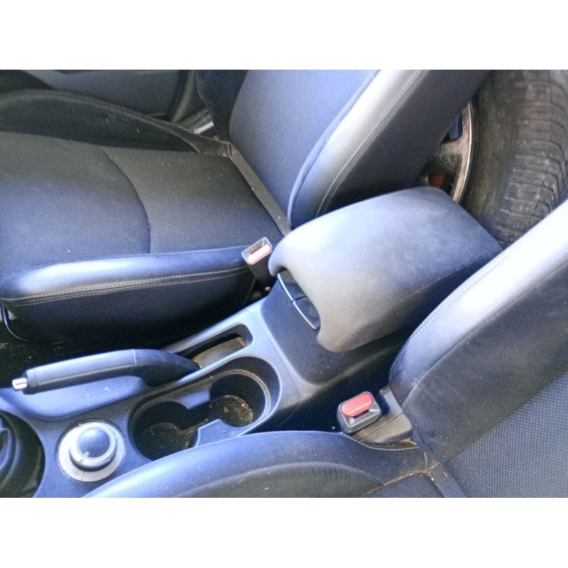 Recambio de apoyabrazos central para citroën c-crosser (vu_, vv_) 2.2 hdi referencia OEM IAM   