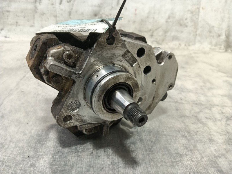 Recambio de bomba inyeccion para renault trafic ii furgoneta (fl) 2.5 dci 135 (fl0d) referencia OEM IAM   