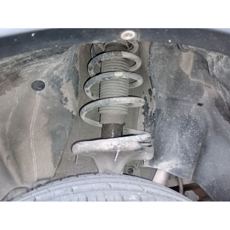 Recambio de amortiguador trasero izquierdo para hyundai tucson (jm) 2.0 referencia OEM IAM   