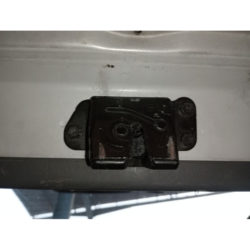 Recambio de cerradura maletero / porton para hyundai tucson (jm) 2.0 referencia OEM IAM   