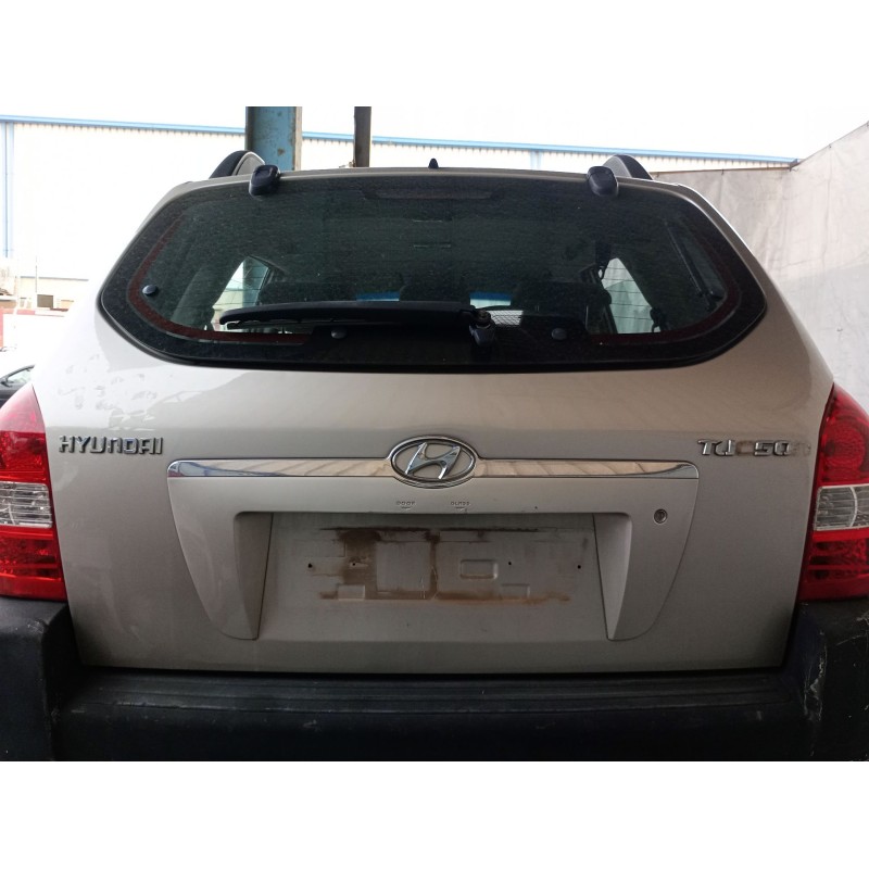 Recambio de porton trasero para hyundai tucson (jm) 2.0 referencia OEM IAM   