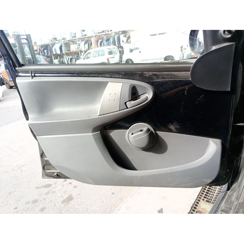 Recambio de guarnecido puerta delantera izquierda para toyota aygo (_b1_) 1.4 hdi (wnb10_) referencia OEM IAM   