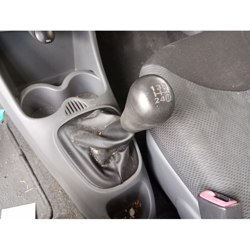 Recambio de pomo palanca cambio para toyota aygo (_b1_) 1.4 hdi (wnb10_) referencia OEM IAM   