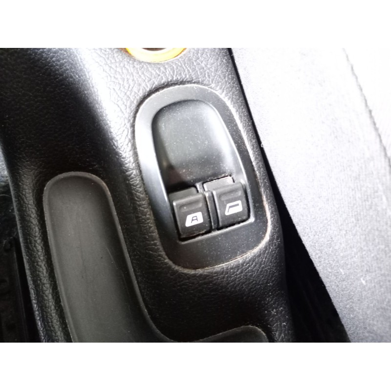 Recambio de mando elevalunas delantero izquierdo para peugeot 206 hatchback (2a/c) 1.4 hdi eco 70 referencia OEM IAM   