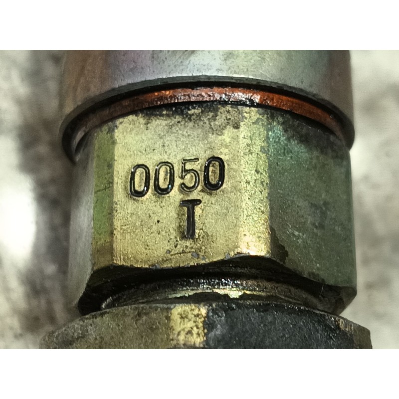 Recambio de inyector para nissan terrano/terrano.ii (r20) comfort referencia OEM IAM 166000F020 0050T 