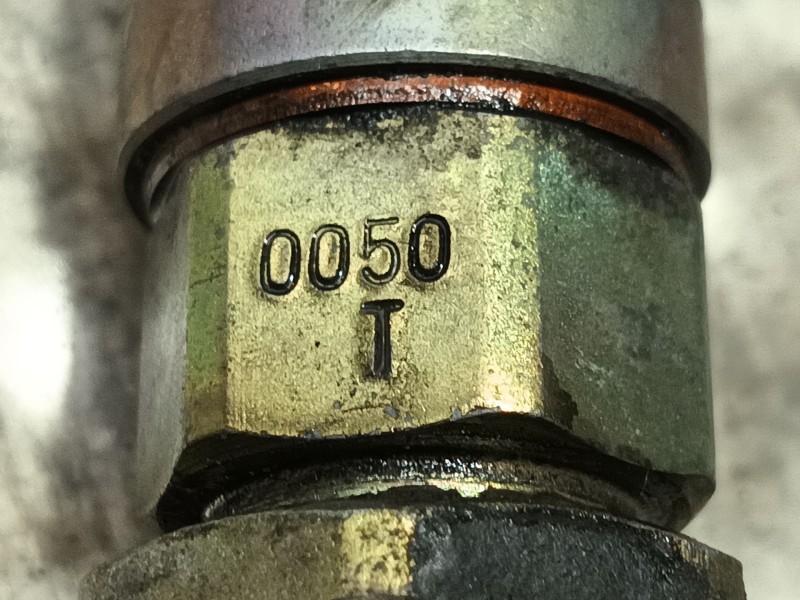 Recambio de inyector para nissan terrano/terrano.ii (r20) comfort referencia OEM IAM 166000F020 0050T 