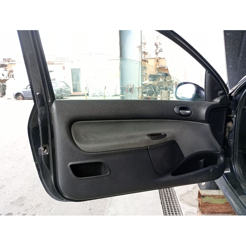 Recambio de guarnecido puerta delantera izquierda para peugeot 206 hatchback (2a/c) 1.4 i referencia OEM IAM   