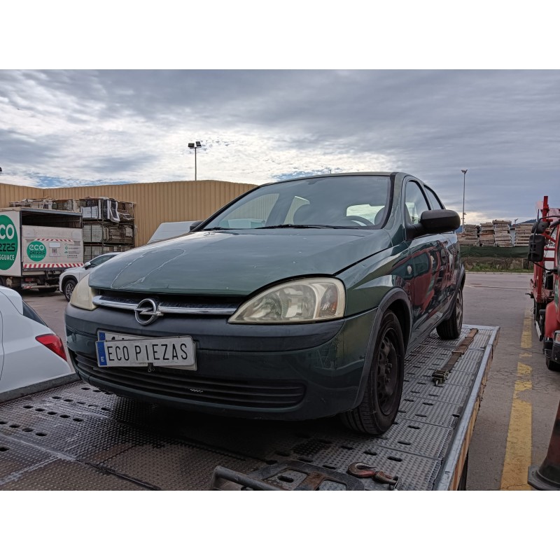 opel corsa c (x01) del año 2003