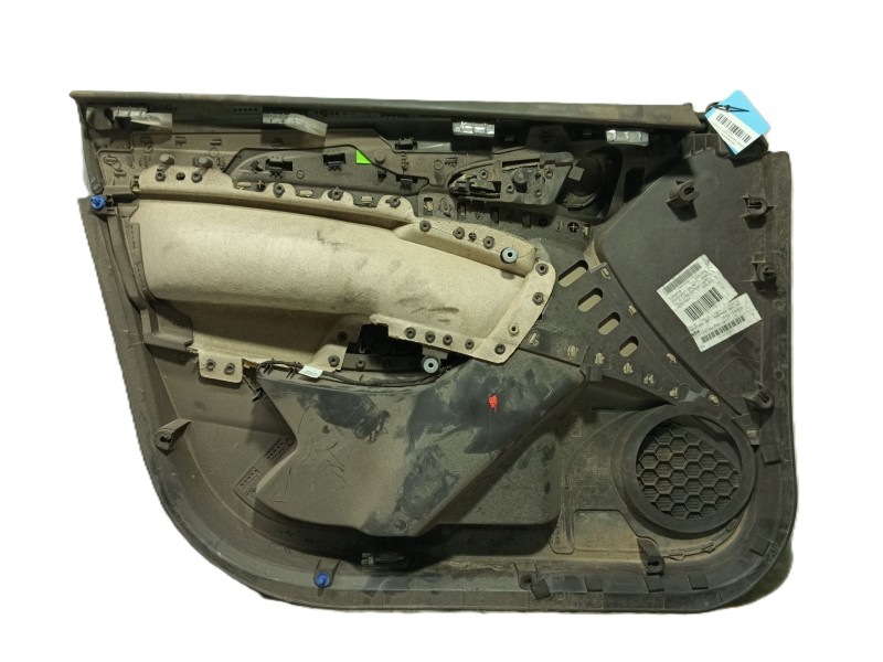 Recambio de guarnecido puerta delantera derecha para opel insignia berlina cosmo referencia OEM IAM 2231200  